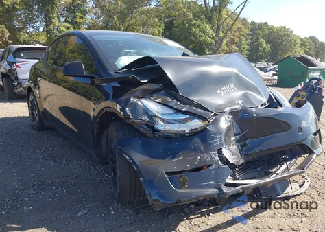 2023 Tesla Model Y Awd/Long Range Dual Motor All-Wheel Drive from USA, damaged, VIN 7SAYGAEE1PF614501